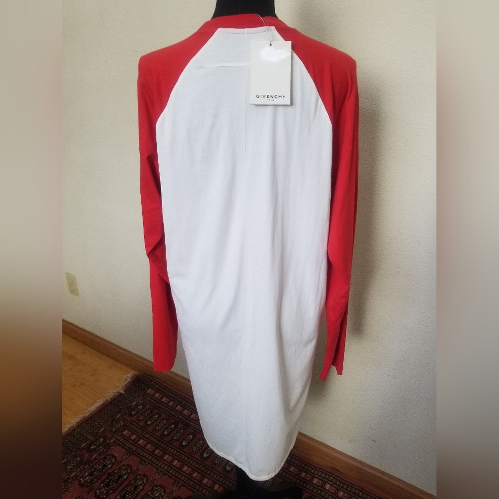 GIVENCHY LONG SLEEVE T-SHIRT DRESS! - Picture 5 of 7